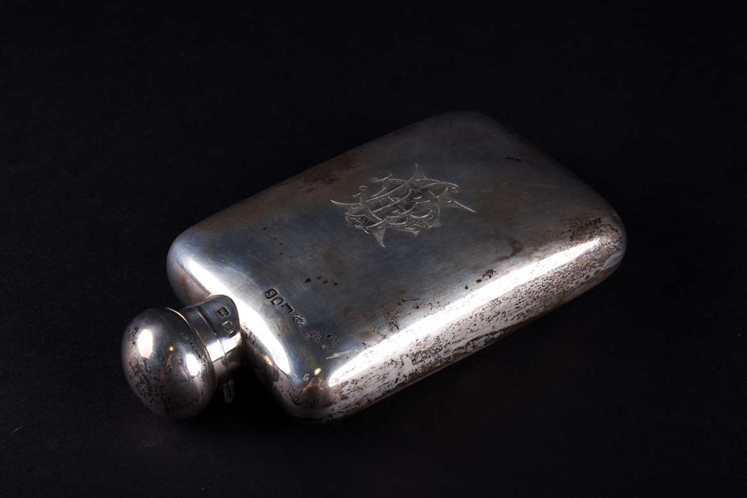 An Edwardian silver hip flask, Robert Pringle & Sons, London 1902, engraved with monogram IEH, 170g, - Image 3 of 6