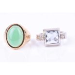 A 9ct yellow gold and green agate ring set with an oval cabochon agate, size O, together with a