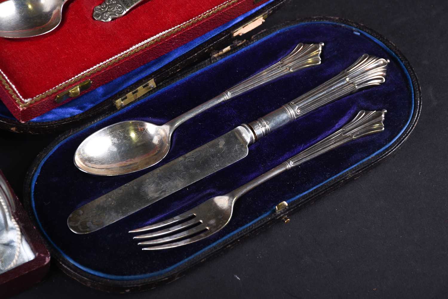 Two cased sets of silver flatware, various dates and makers, together with a cased set of six cake - Image 7 of 7
