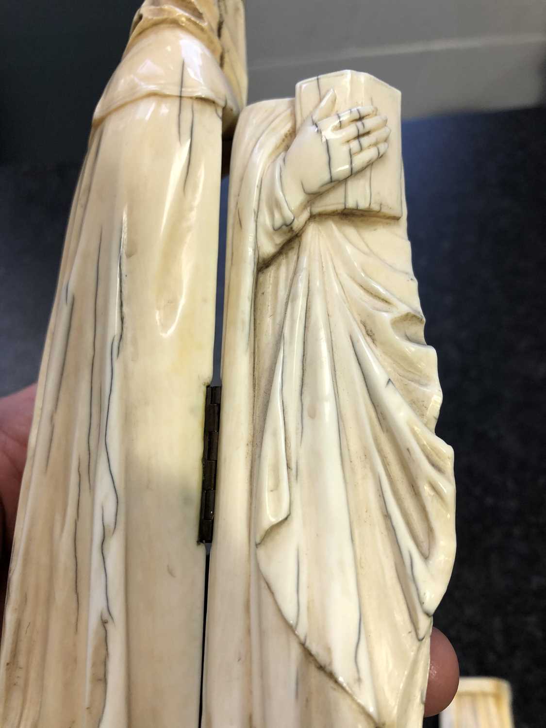 A 19th century Dieppe ivory carved triptych figure of a nun, her robes opening to reveal Classical - Image 6 of 12