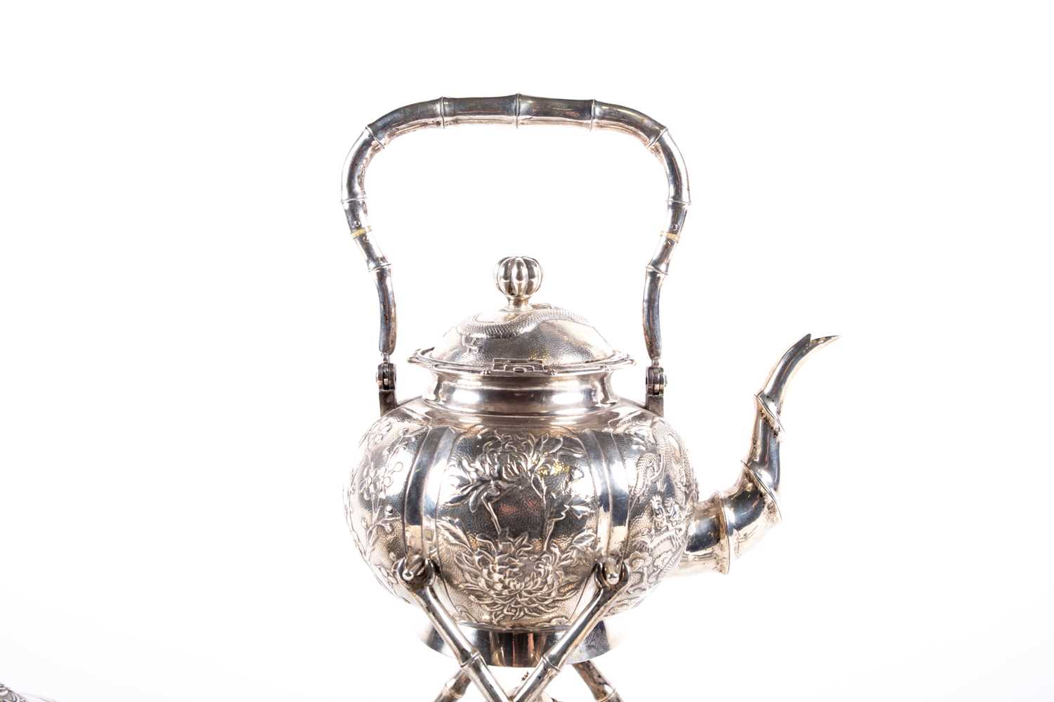 A Chinese four piece silver tea set by Yok Sang, 19th century, 中国， 四件‘翰生’银茶具一套，19世纪，“Yok Sang”和'翰生“ - Image 6 of 25