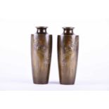 A pair of Japanese inlaid bronze vases, late Meiji/early Taisho, 日本, 青铜镶嵌花瓶一对，明治晚期/大正早期 of