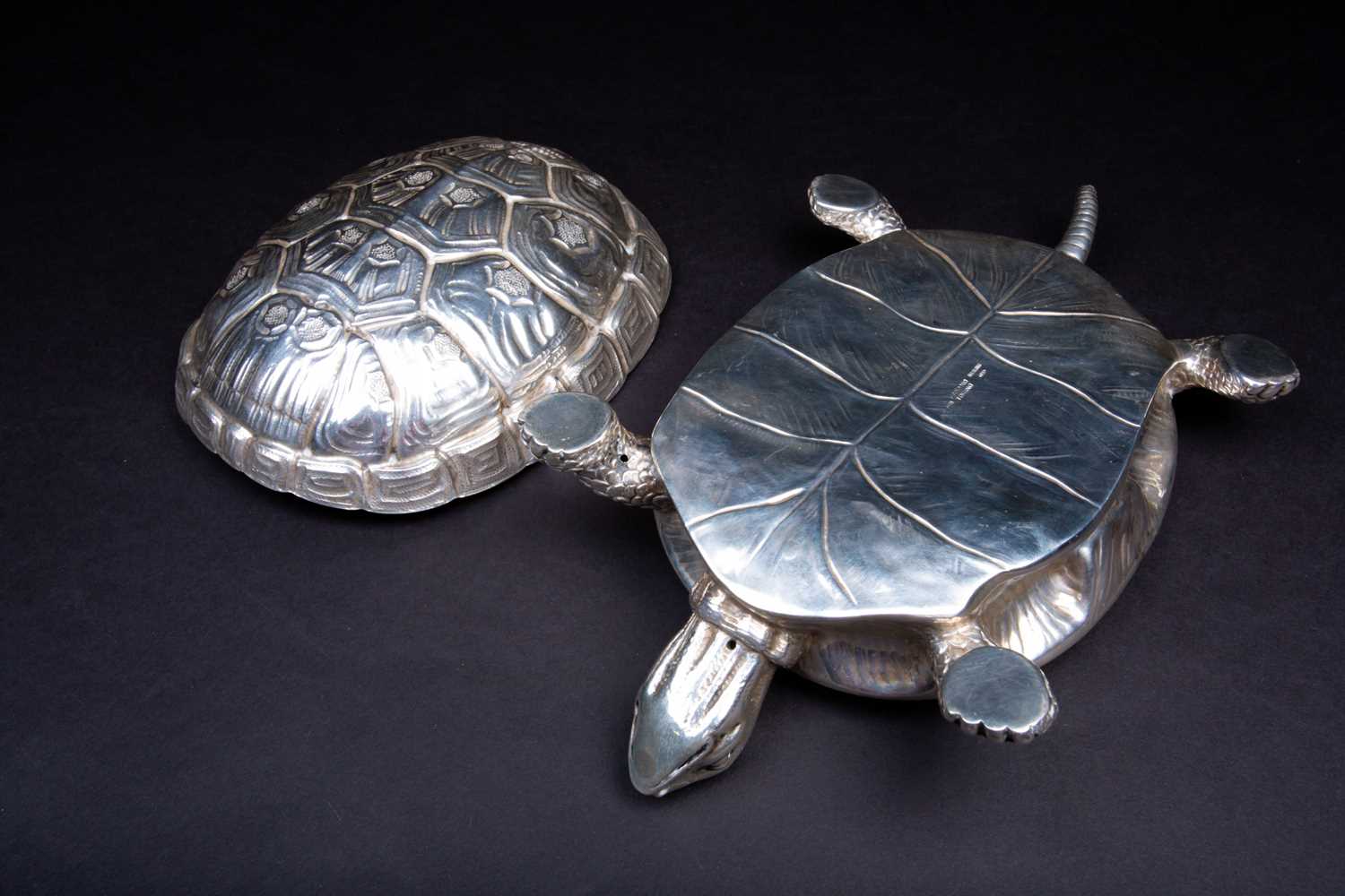 An Italian silver tortoise dressing table box, Fasano, Torino, mid 290th century, with removable - Image 2 of 5