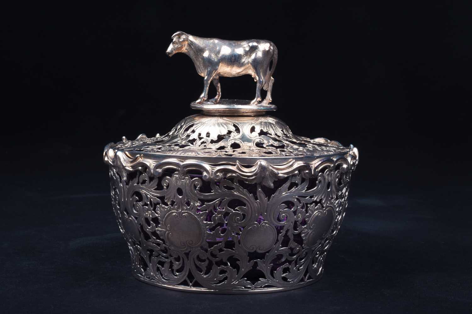 A fine Victorian silver covered butter dish, London 1854 by Charles Reily & George Storer, the - Image 2 of 5