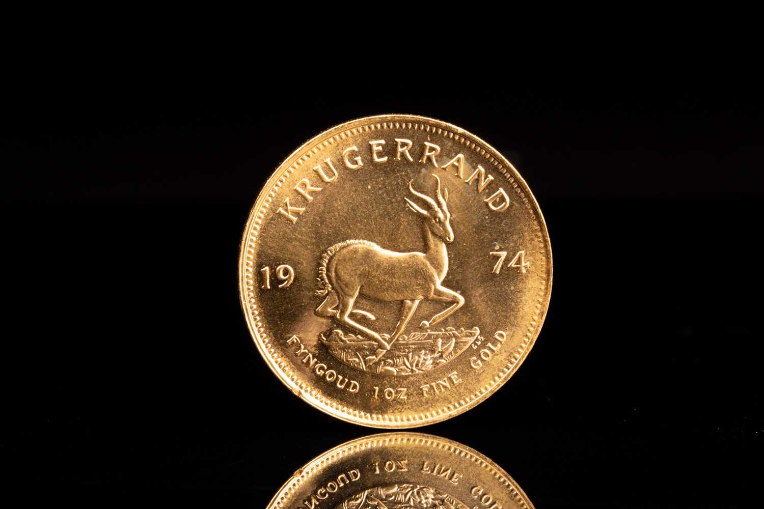 A 1oz 22ct gold South Africa Krugerrand, 1974.