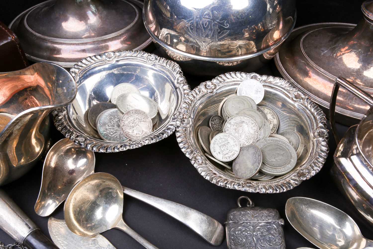 A mixed group of silver and white metal items, to inlcude flatware, cream jugs, a sauce boat, - Image 8 of 9