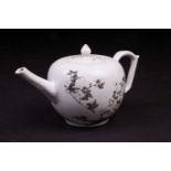 The Nanking Cargo - 18th century Chinese export teapot and cover recovered from the wreck of the