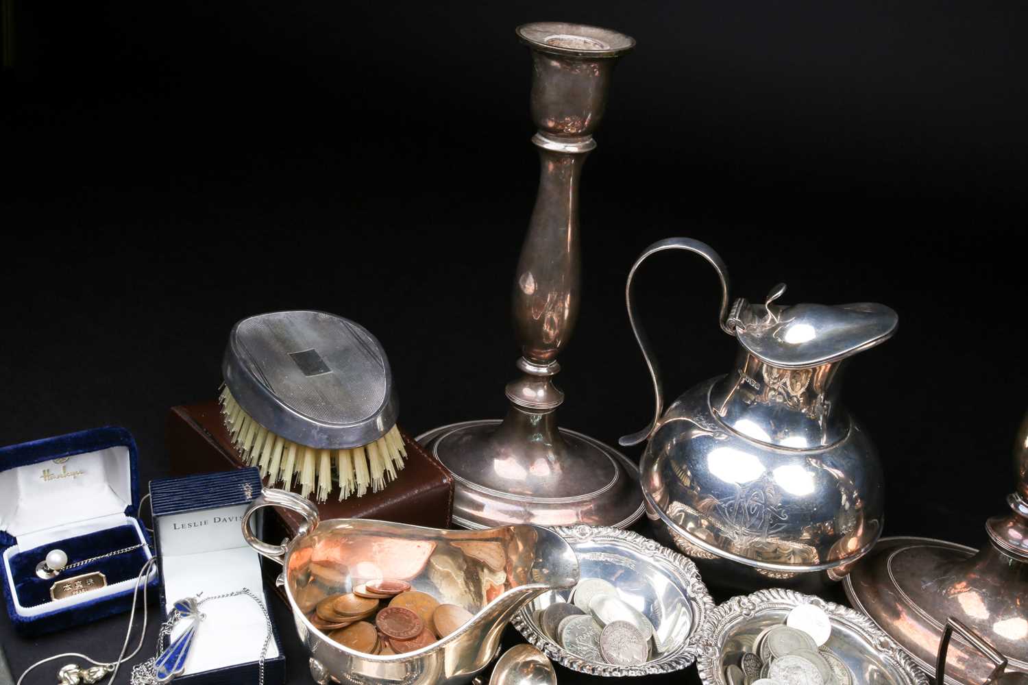 A mixed group of silver and white metal items, to inlcude flatware, cream jugs, a sauce boat, - Image 6 of 9