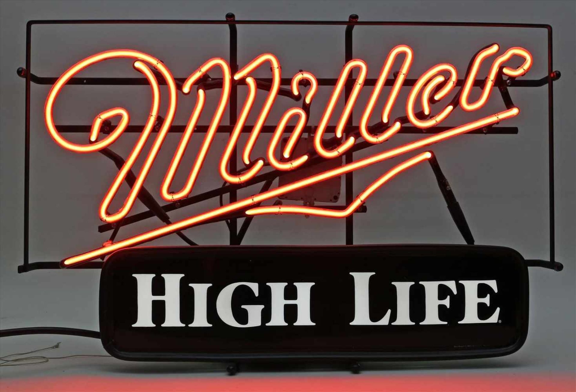 Neon-Reklame "Miller High Life".