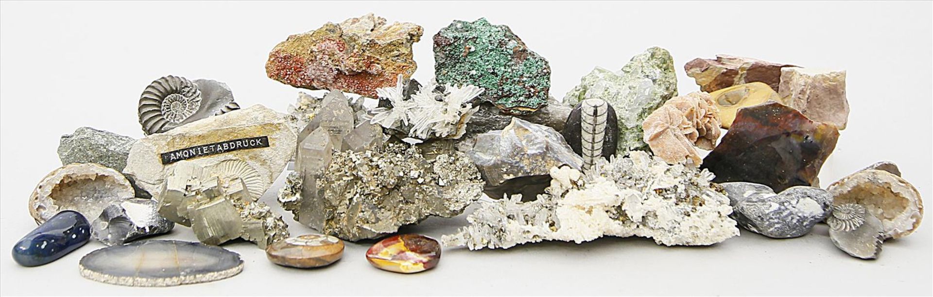 Sammlung Mineralien.