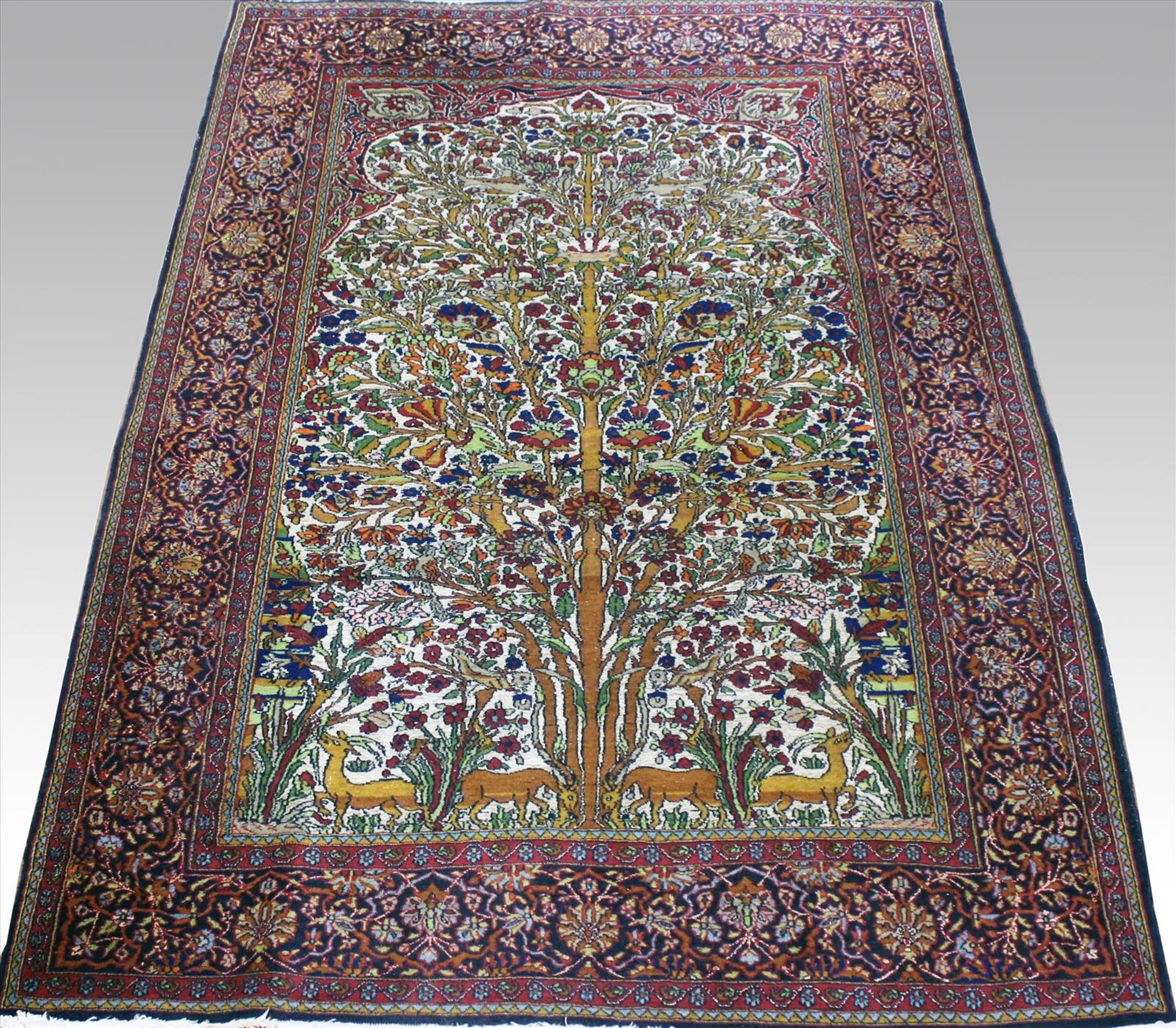 Kaschmir (?), ca. 171x 108 cm.EHZ 2-3. Prov.: Erworben bei Orienttepiche Hatal, 1979 für DM 3.