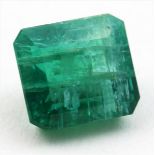 Smaragd, 3,45 ct.Im Emeraldcut, natürliche Einschlüsse.