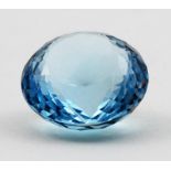 Blautopas (behandelt), ca. 33,71 ct.Rund facettiert, 19x 11,7 mm.