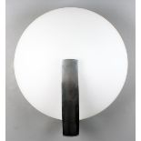 Design-Deckenleuchte, Tobias Grau,Modell "Saturn", einflammig. Geschwungener Metallarm (poliert),