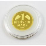 Goldmünze Deutschland, 1 DM, Jahrgang 2001.999/000 Feingold, 12 g. In Kapsel.