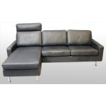 Lounge-Sofa, COR.Dunkelgraues Leder. Zweiteiliges, L-förmiges Gestell auf Metallfüßen und