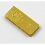 DEGUSSA-Goldbarren.999,9 GG, 10 g. Gebrauchsspuren. L. 2,28 cm.