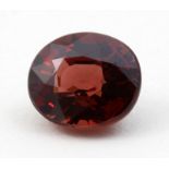 Rhodolith (roter Granat), 3,55 ct.Oval facettiert. Intensives Rot. Madagaskar.