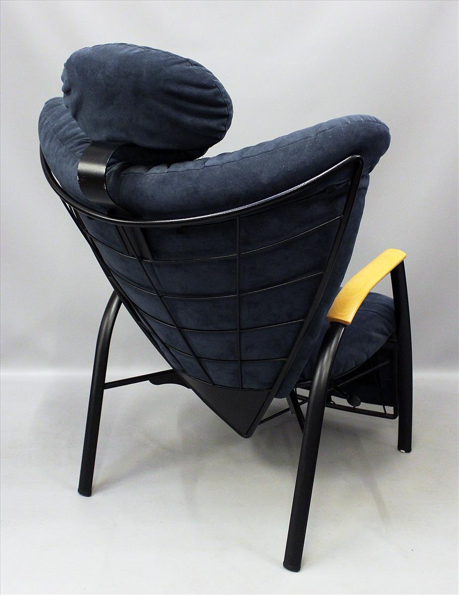 Relax- bzw. Loungesessel.Gepolsterte, schwarz gefasste, verstellbare Metallrahmenkonstruktion, - Image 2 of 2