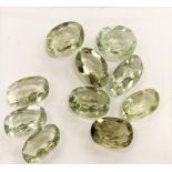 10 Prasiolite (grüner Amethyst), zus. ca. 76 ct.Oval facettiert mit natürlichen Einschlüssen.