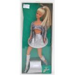 Barbiepuppe "Millenium Edition 2000",für "Palmers". Original verpackt. Gebrauchsspuren.