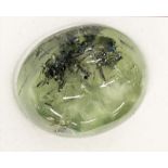 Prehnit-Cabochon, ca. 73 ct.Oval.