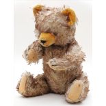 Teddybär.Weißblonder, dunkel gespitzter Mohair. Drehkopf mit braunen Glasaugen und gestickter