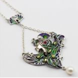 Collier im Jugendstil.