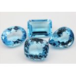 Vier sky blue Topase, zus. ca. 50,2 ct.