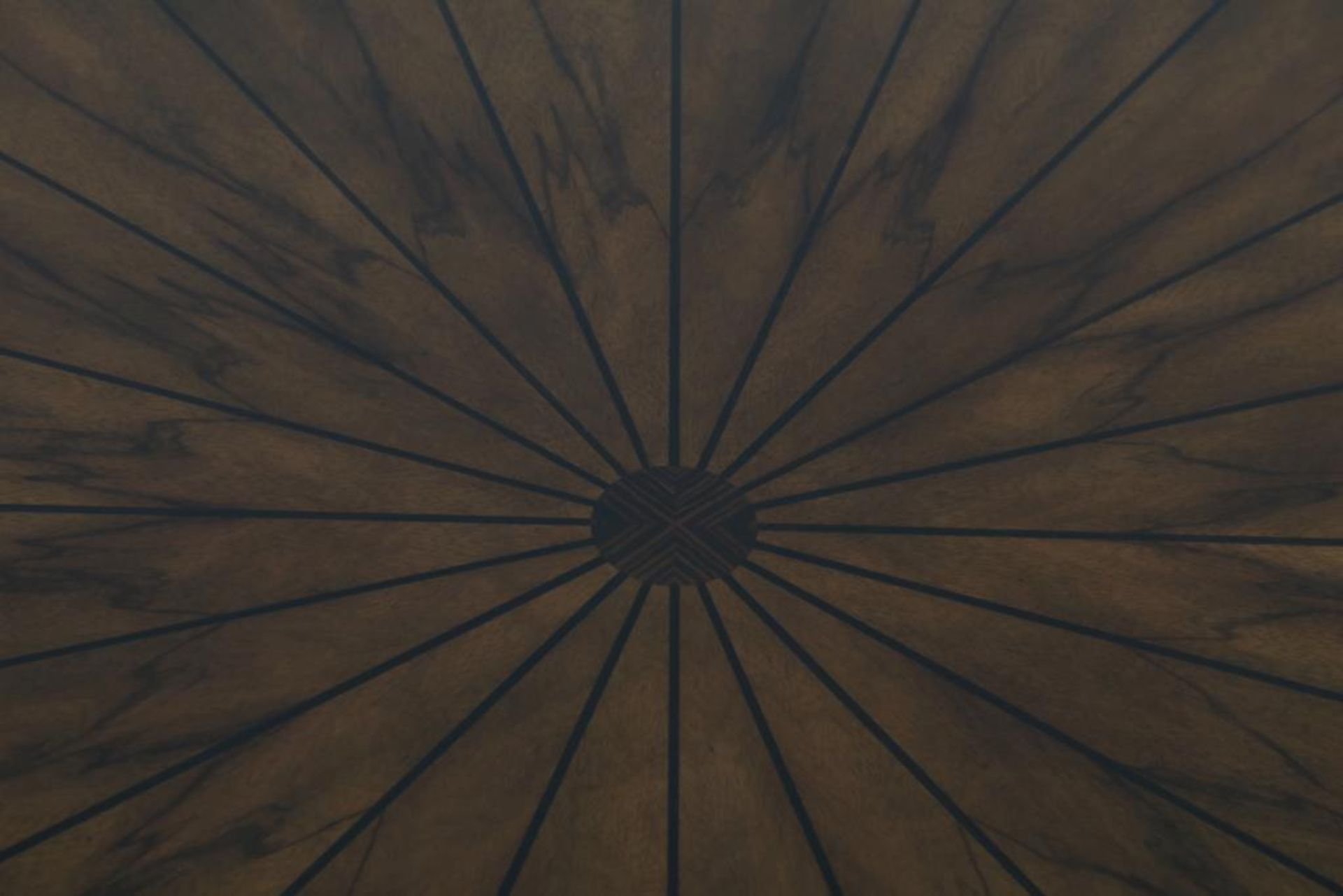 Deels palissander gefineerde Art Deco-stijl tafel op diabolo poot, h. 82, diam. 137 cm. - Bild 3 aus 6