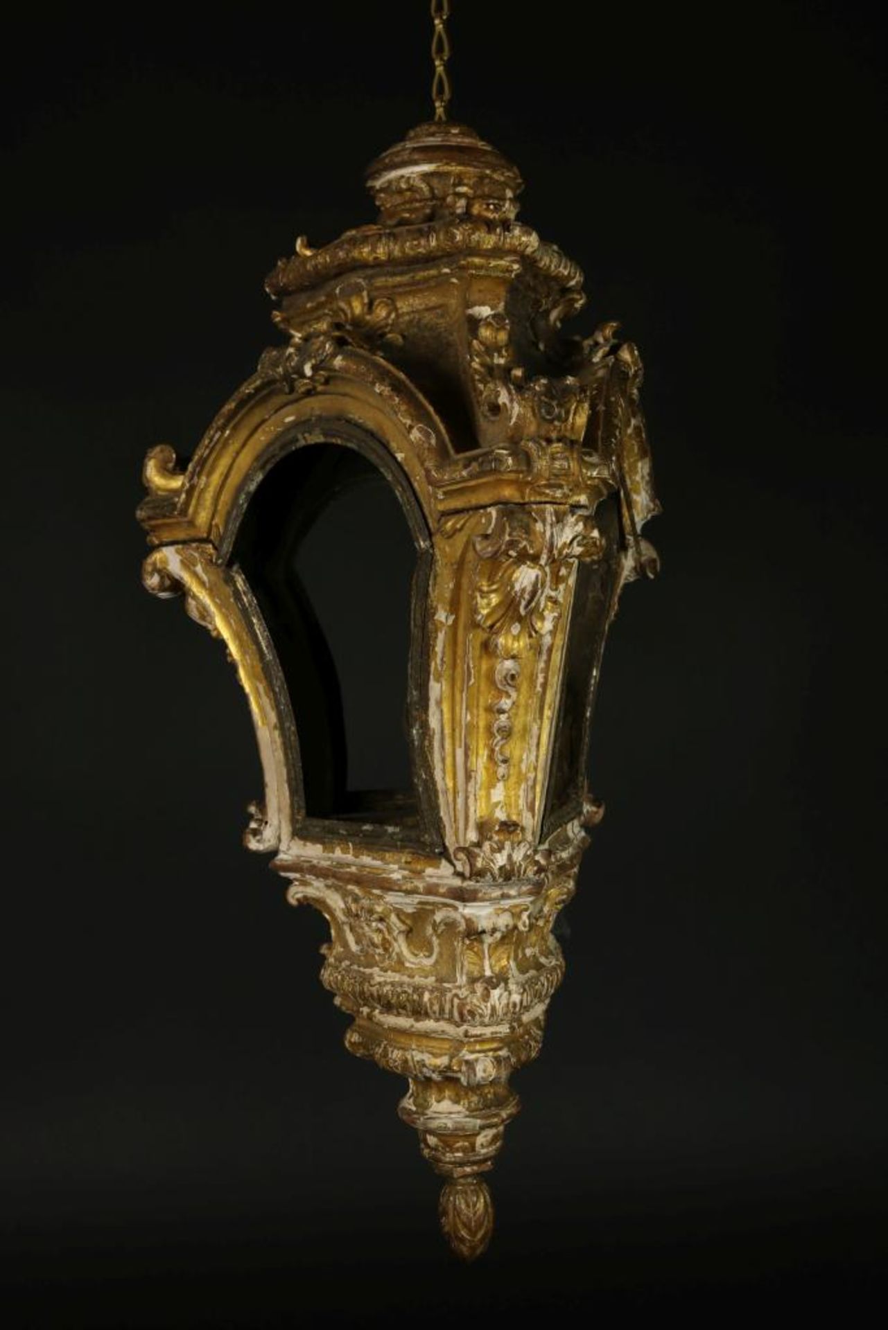 Wooden Louis XV lantarn, h. 60 cm. - Bild 2 aus 4