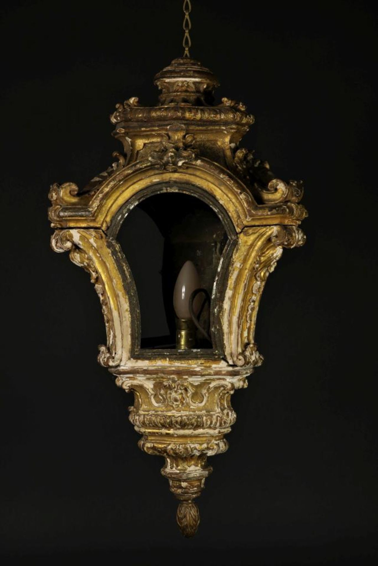 Wooden Louis XV lantarn, h. 60 cm.
