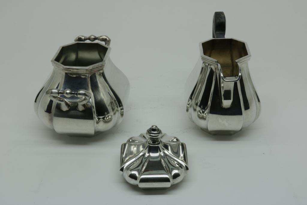 A silver milk and sugar set, model Cardinal, Dutch retailersmark De Aubert, 835/000, gross w. - Image 3 of 3