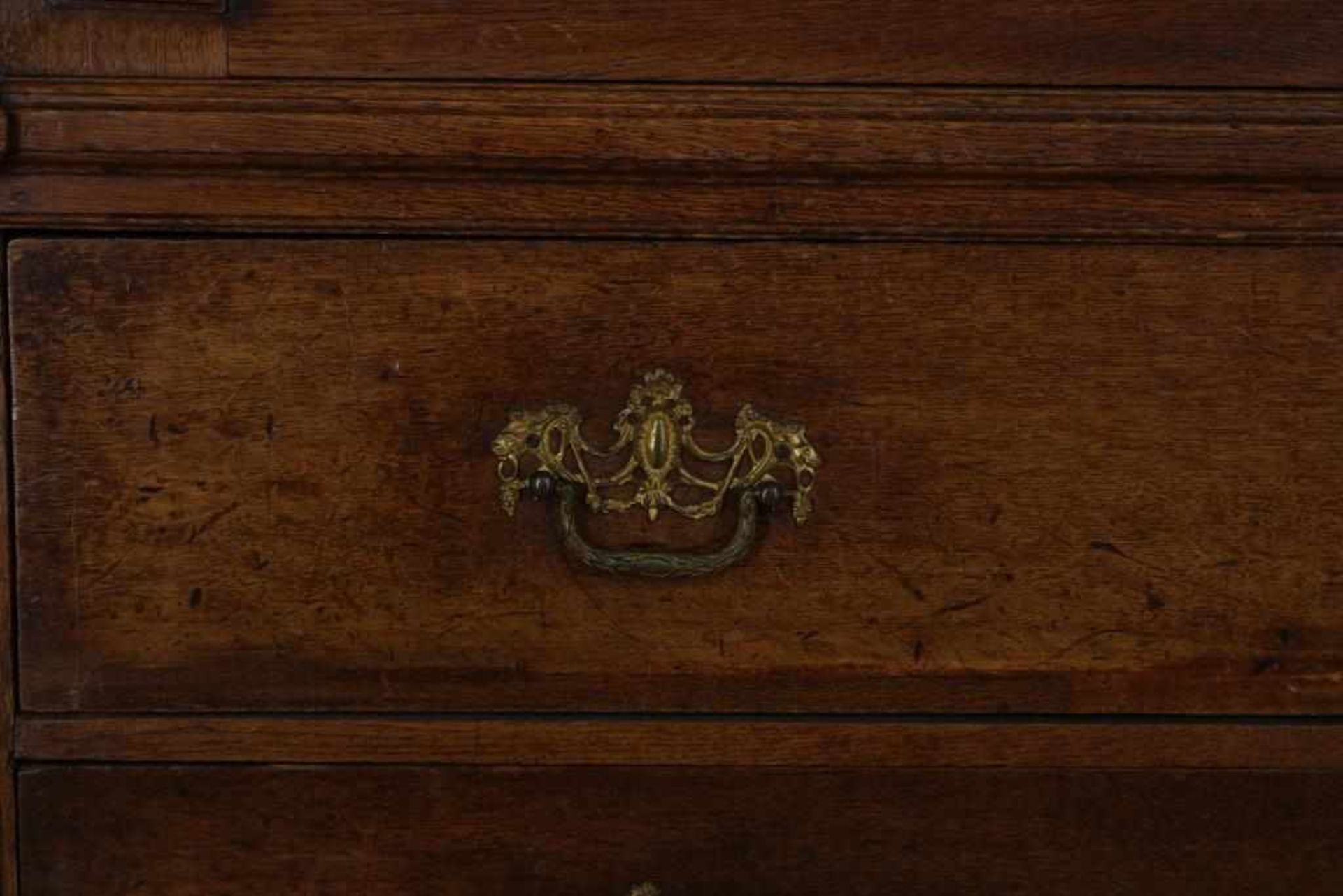 Eiken Louis XVI hekjes kabinet met 2 deuren met gestoken rozetten en onderin 3 laden, Holland ca. - Bild 5 aus 5