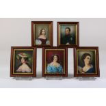 Lot of 5 miniature portraits, 9 x 6,5 cm.Lot van 5 geschilderde miniatuur portretten, w.o. Napoleon,