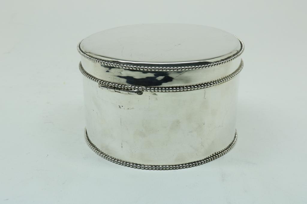 Pair of silver boxes on matching tray with beaded edge, Dutch, marks boxes: mm Barend van - Image 7 of 11