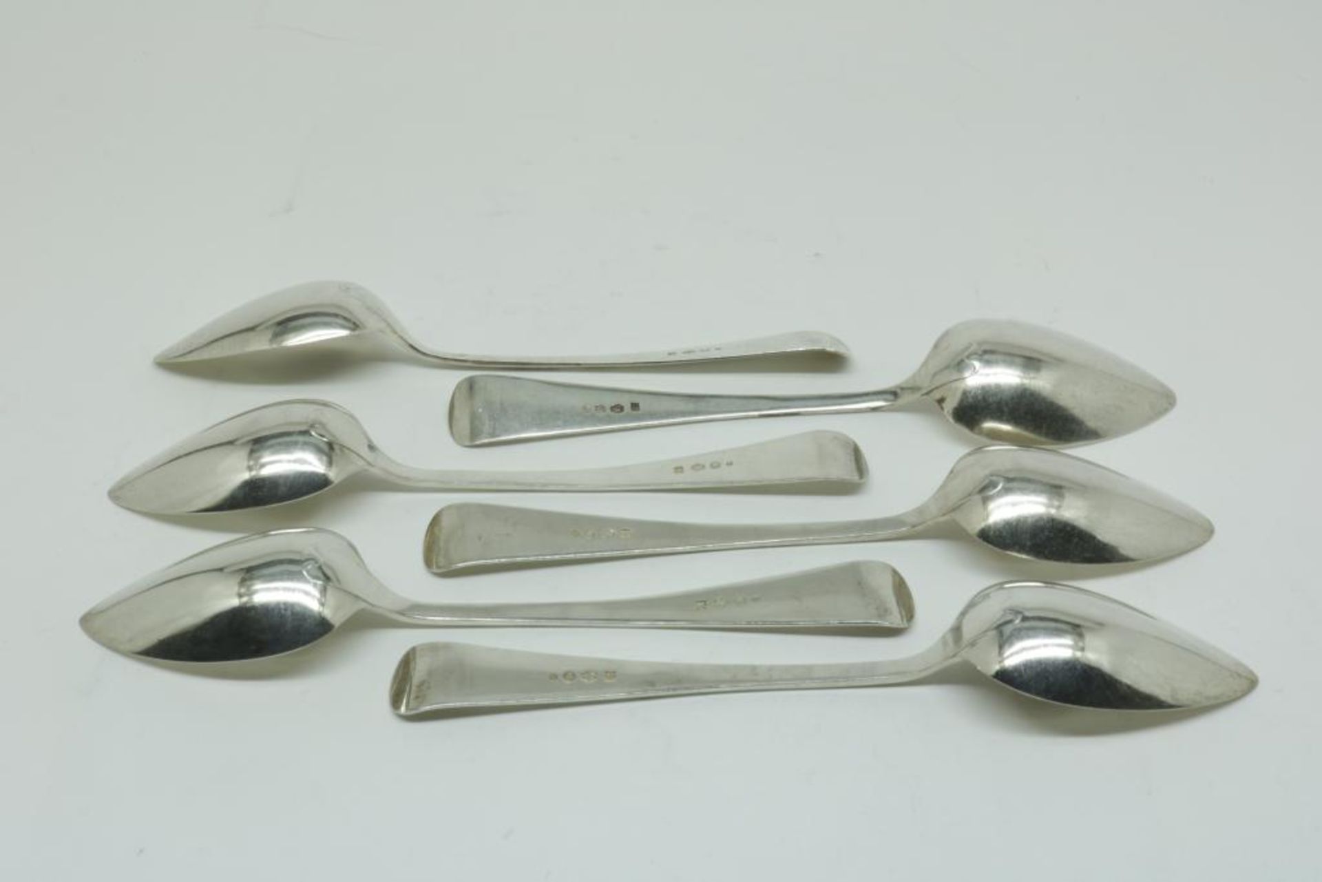 Six silver spoons, Dutch 1918, 835/000, gross w. 343gr, length 21cm.Zes zilveren lepels, Haags - Bild 2 aus 2