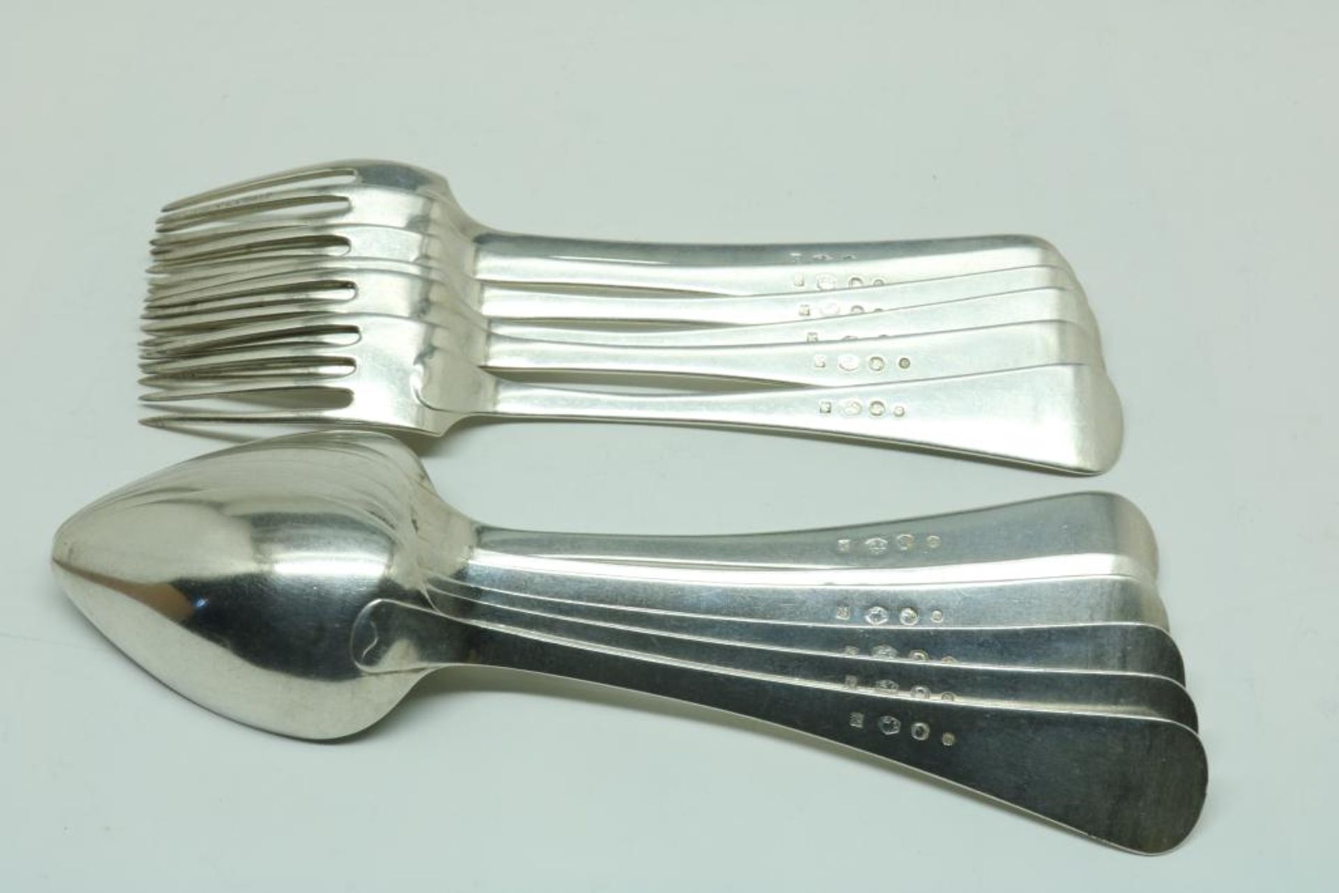 Six silver diner forks and spoons, Dutch, mm Van Kempen & Sons, Voorschoten, dl 1881, 835/000, gross - Bild 3 aus 3