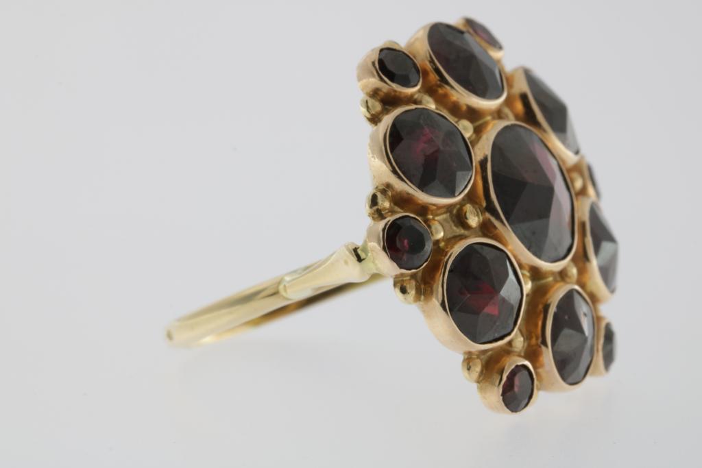 Rose gold cocktail ring set with garnet, 585/000, gross.w. 7gr, seize 18,5Een roségouden - Image 3 of 3