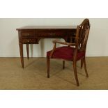 Kersenhouten bureau met roodleer ingelegd blad, 5 laden en 2 trekblaadjes, h. 78, br. 125, d. 65 cm.