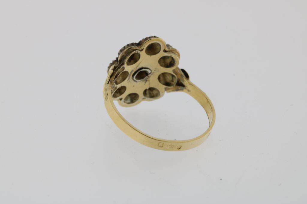 A yellow gold dress ring set with rubies and diamonds set in silver, Portugal, seize 17.5.Een - Image 3 of 3