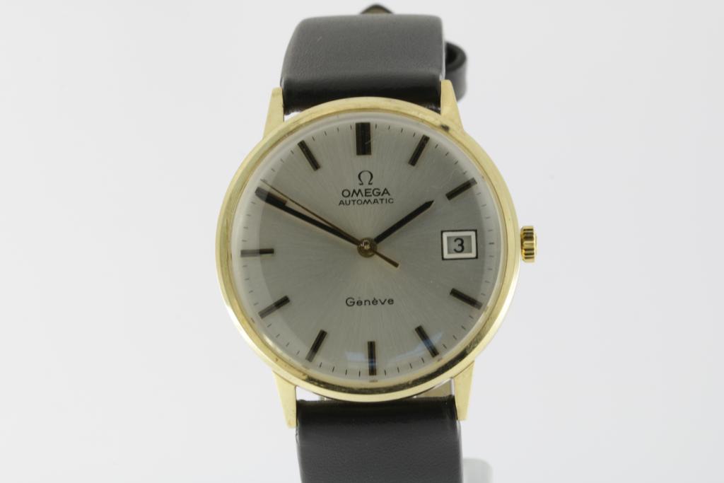 A yellow gold wristwatch Omega Gènève, automatic, new black leather strap, cal 1481, 585/000,