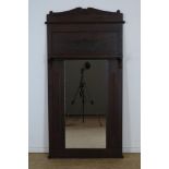 Trunk mirror in oak frame with carved crest, approx. 1920, 152 x 75 cm.Halspiegel in eiken lijst met