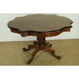 Mahogany Willem III table with scalloped top edge on 4 rafter, Holland ca.1880, h. 80, br. 127, d.