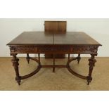 Oak Renaissance-style table with tapered edge tapered legs connected by rules, 19th century, h.80,
