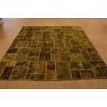 Patchwork carpet 303 x 270 cm.Tapijt, Patchwork 303 x 270 cm.