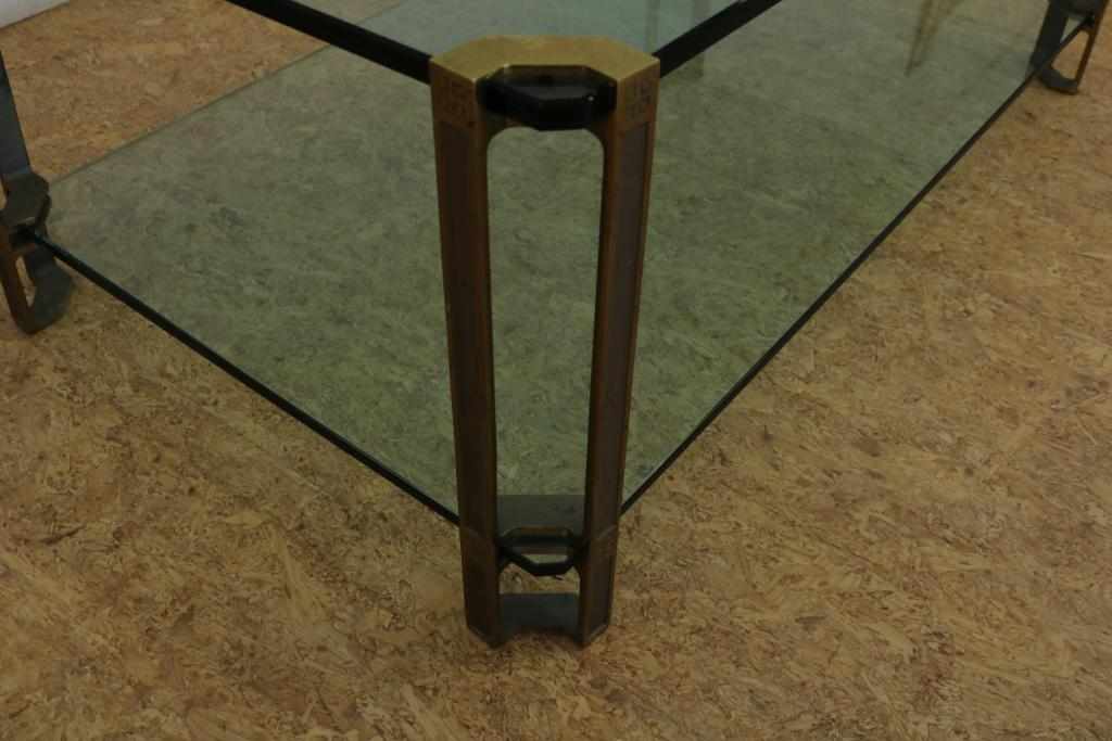 Peter Ghyczy coffee table with glas top, 70's h. 45, w. 117, d. 67 cm.Rechthoekige salontafel met - Image 3 of 4