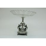 A crystal tazza with silver mount, 19th century, Germany, 800/000. diam 31cm, heigth 28cm.Een