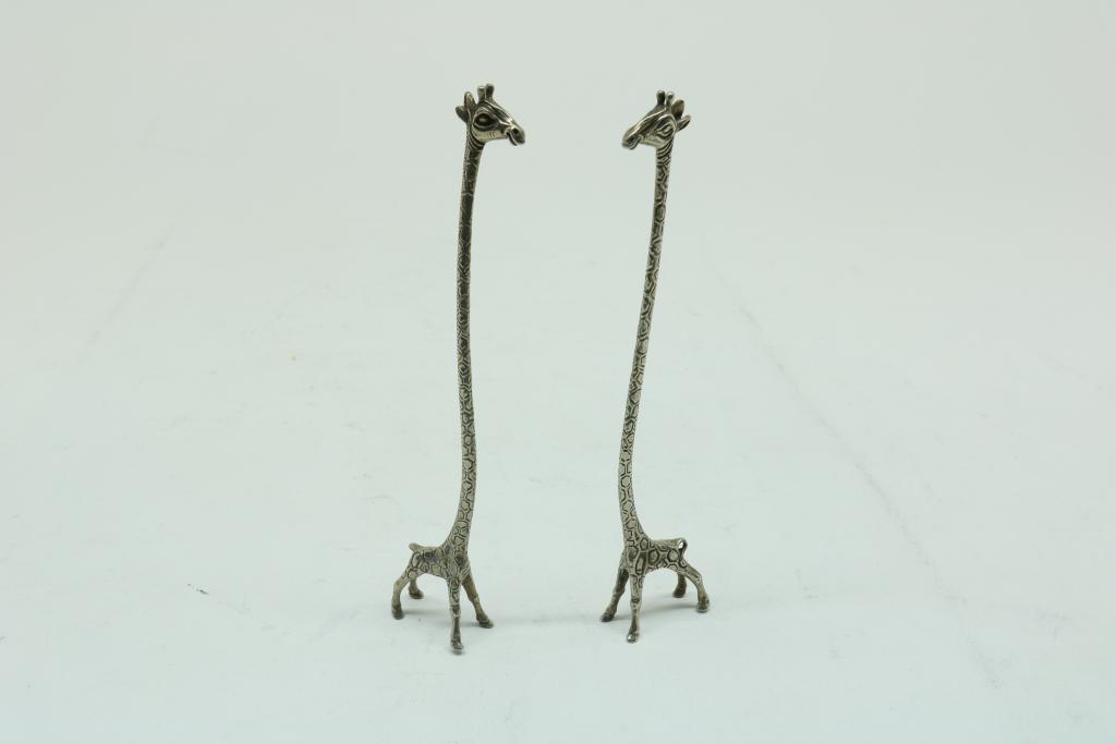 Lot silver miniatures, ao. a stork with baby and two giraffes, mnl 835/000, gross w. 434gr.Lot met - Image 5 of 5
