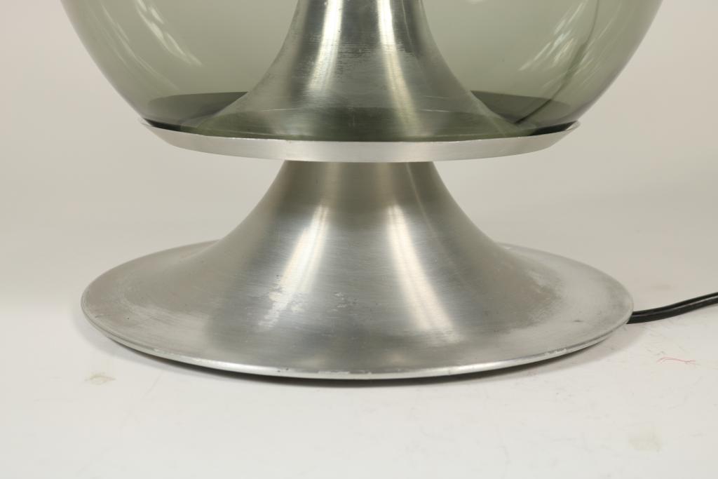 Design tafellamp, "droomeiland" op aluminium voet met glasbol, Raak Amsterdam 60-er jaren, h. 40 - Image 3 of 3